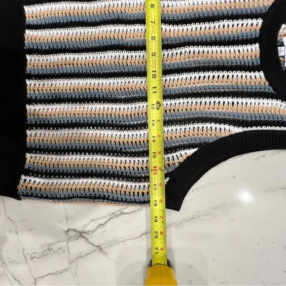 525 Crocheted Sweater Tank. Sz. L. Multi-color. From Evereve. - Picture 2 of 6